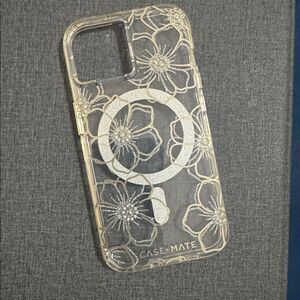 Case-Mate Silver Floral iPhone Case with MagSafe